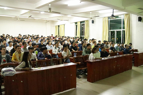 粤嵌走进广东海洋大学寸金学院开展-人工智能生态中的IT技术创新讲座